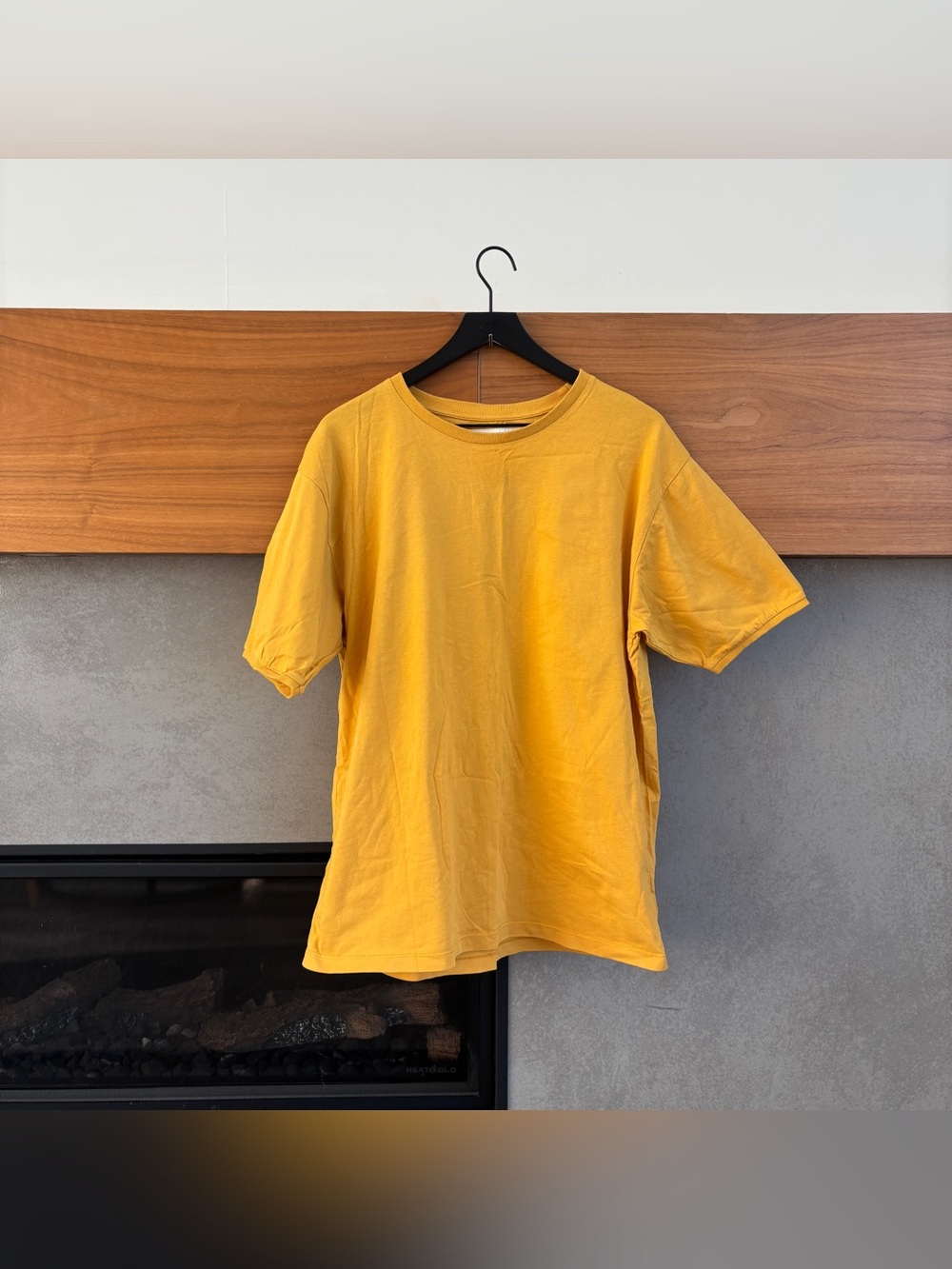 LA VESTE COTTON TEE SHIRT IN YELLOW MUSTARD, SIZE L